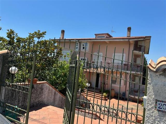 Villa Indipendente in vendita a Mater Domini, Calabria