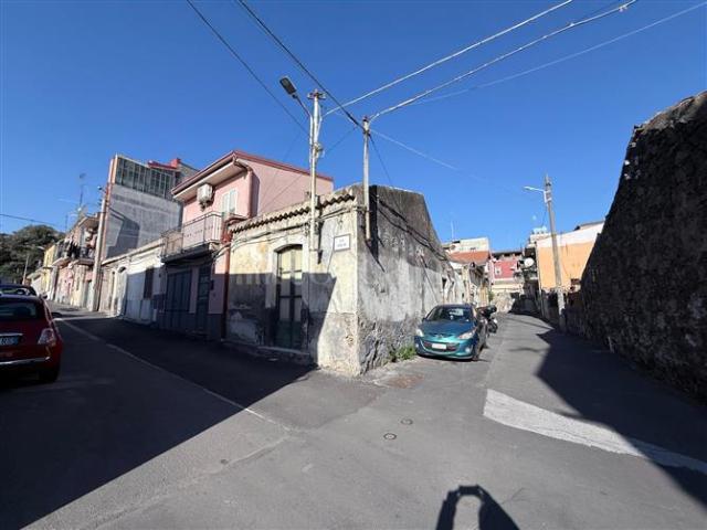 Villa Indipendente in vendita a San Giovanni Galermo-Trappeto-Cibali, Catania