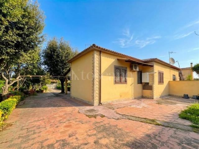 Villa Indipendente in vendita a Roma Capitale, Lazio