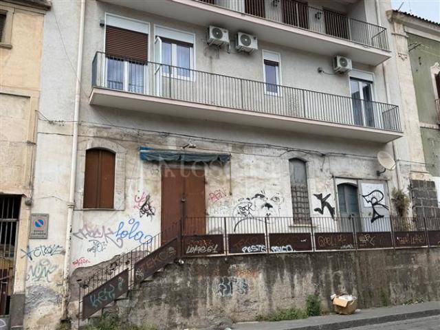 Villa Indipendente in vendita a Centro storico, Catania
