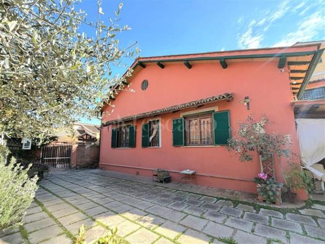 Villa Indipendente in vendita a Roma Capitale, Lazio