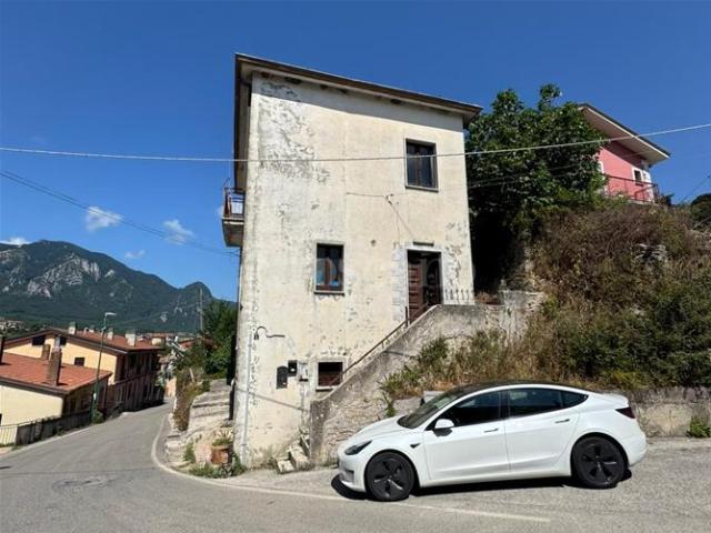 Villa Indipendente in vendita a Capriglia Irpina, Avellino