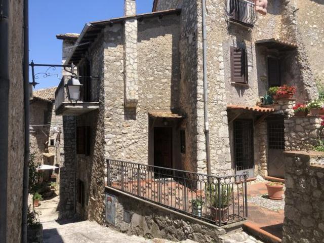 Appartamento in vendita a Fumone, Lazio