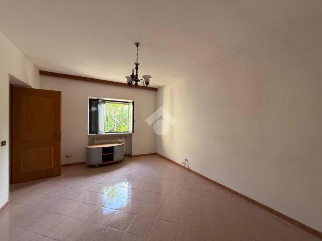Villa Indipendente in affitto a Giardino, Frosinone