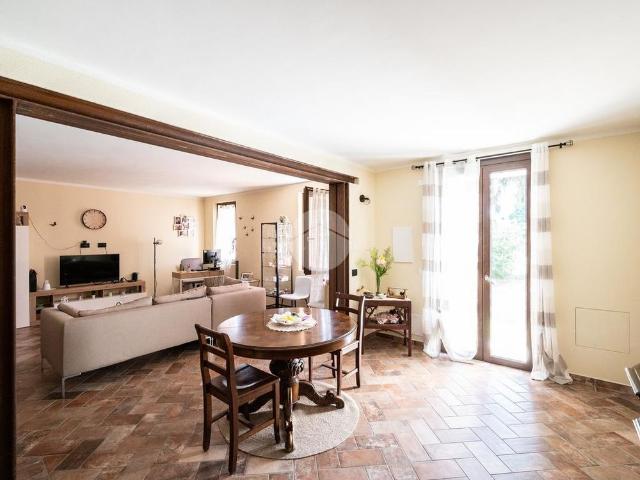 Villa Indipendente in affitto a Marcaria, Lombardia