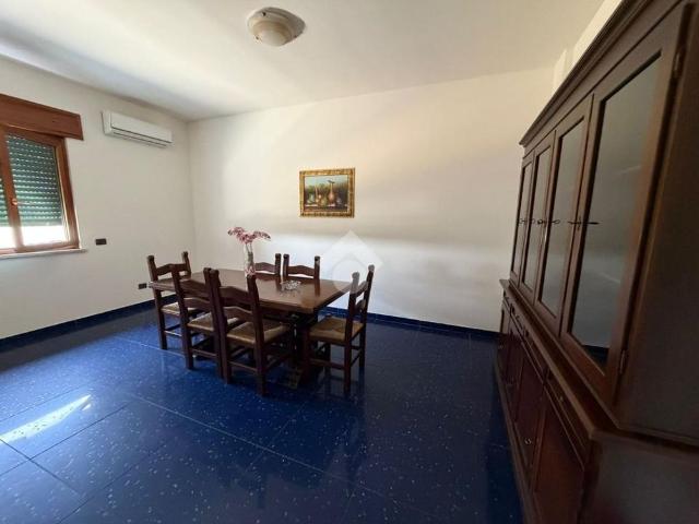 Villa Indipendente in affitto a Puglia, Brindisi