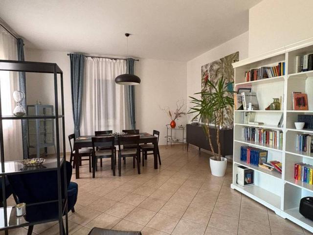 Villa Indipendente in affitto a Sant'Agostino, Albignasego