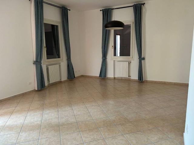 Villa Indipendente in affitto a Sant'Agostino, Albignasego