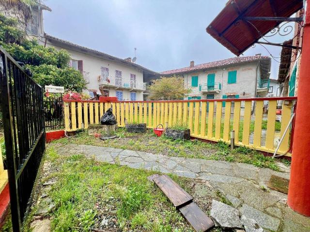 Villa Indipendente in affitto a Piemonte, Asti