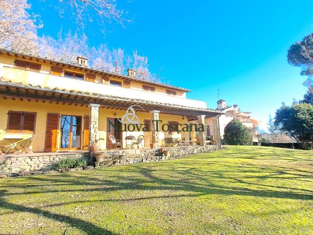 Villa Indipendente in affitto a Palazzo Del Pero, Toscana