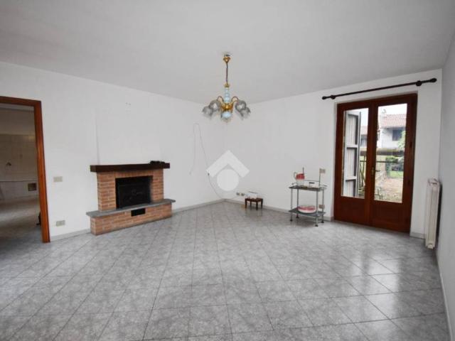 Villa Indipendente in affitto a Piemonte, Torino