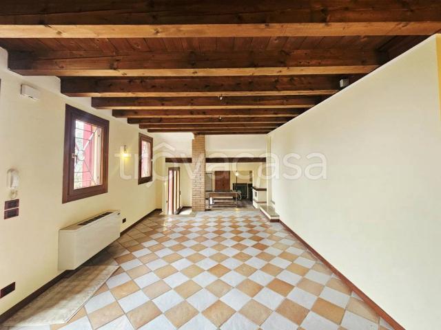 Villa Indipendente in affitto a Baone, Veneto
