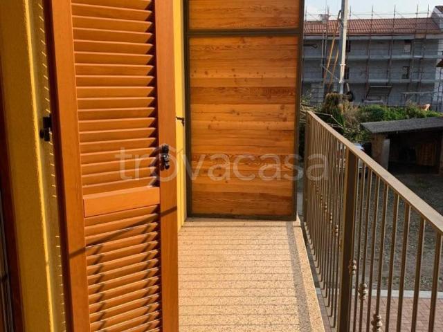 Villa Indipendente in affitto a Gaggiolo, Piemonte