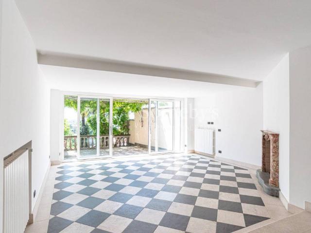 Villa Indipendente in affitto a Città Alta, Bergamo