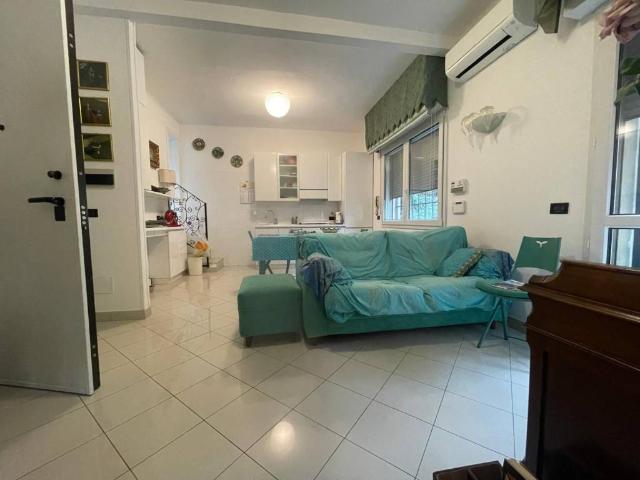 Villa Indipendente in affitto a San Donato-San Vitale, Bologna