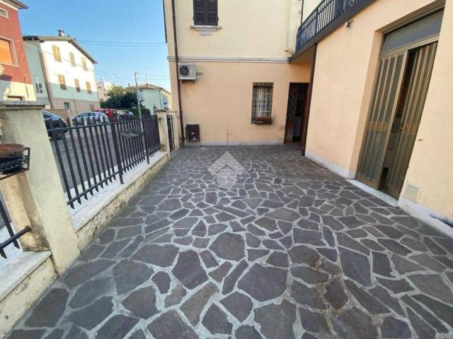 Villa Indipendente in affitto a Bassa Reggiana, Re