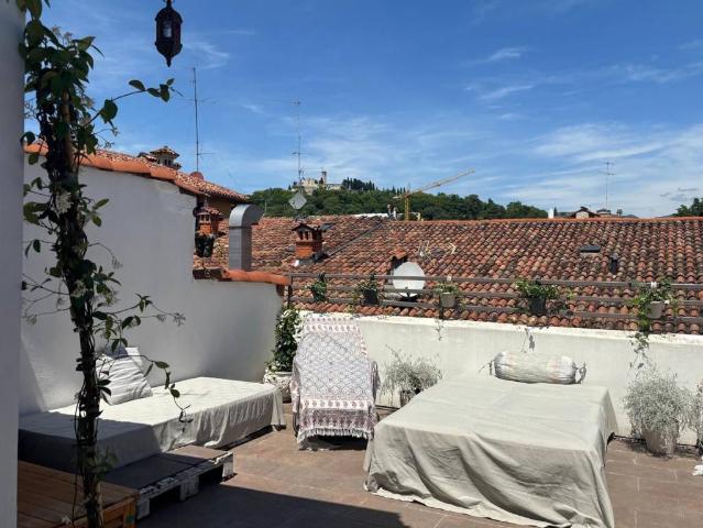Villa Indipendente in affitto a Brescia Antica, Brescia