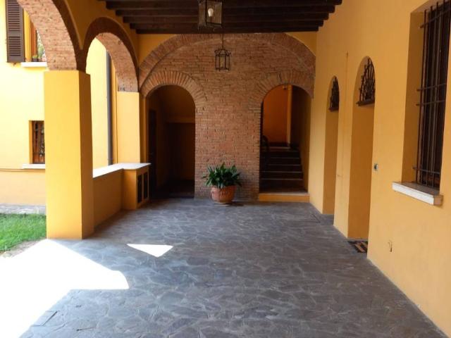 Villa Indipendente in affitto a Zona Nord, Brescia