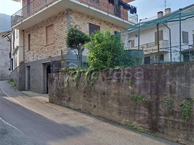Villa Indipendente in affitto a Unione Montana di Comuni delle Valli di Lanzo, Ceronda e Casternone, Piemonte