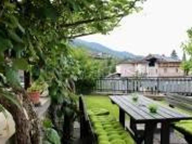 Villa Indipendente in affitto a Comunità Alta Valsugana e Bersntol, Calceranica Al Lago