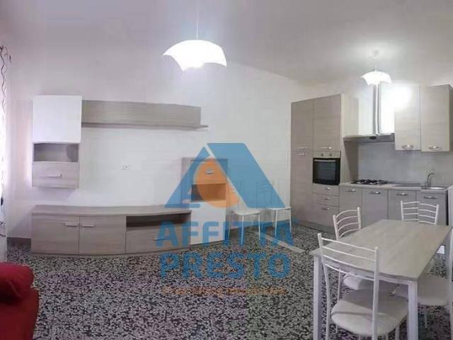 Villa Indipendente in affitto a Oltrarno, Calcinaia