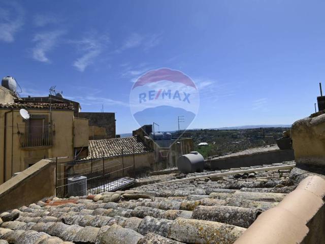 Villa Indipendente in affitto a Caltagirone, Canalotto
