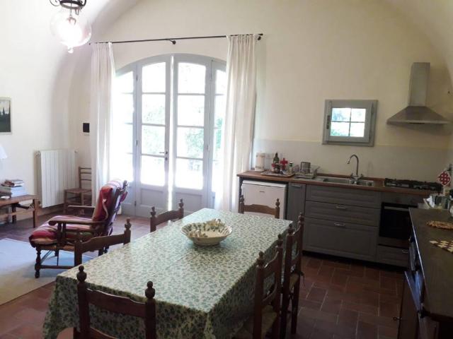 Villa Indipendente in affitto a Laiano, Cascina