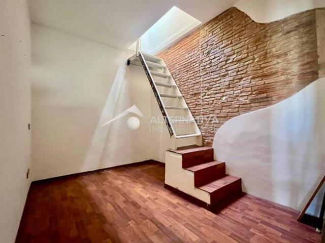 Villa Indipendente in affitto a Pettori, Cascina