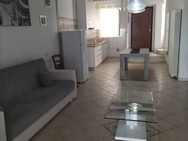 Villa Indipendente in affitto a Sant'Agostino, Marche