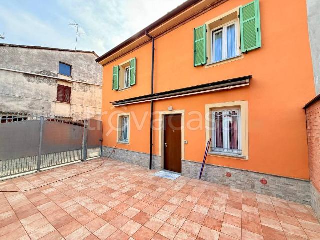 Villa Indipendente in affitto a Piemonte, Alessandria