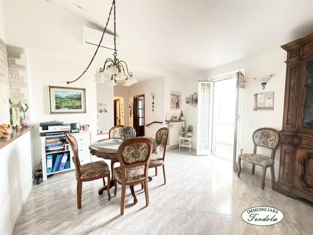 Villa Indipendente in affitto a Cerreta, Castelnuovo Magra