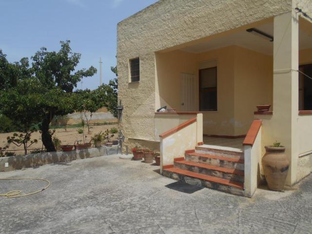 Villa Indipendente in affitto a Contrada Timpone Nero, Castelvetrano