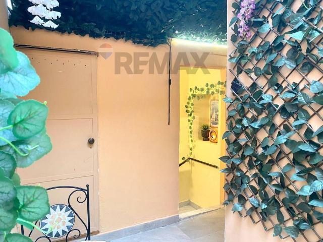 Villa Indipendente in affitto a Antico Corso, Catania