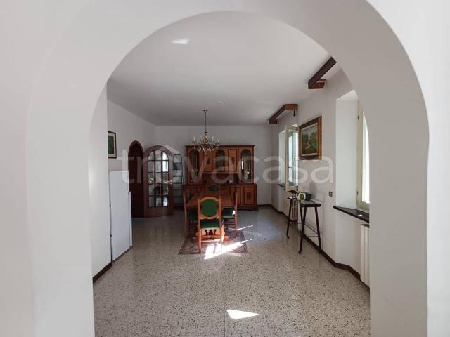 Villa Indipendente in affitto a Marche, Ancona