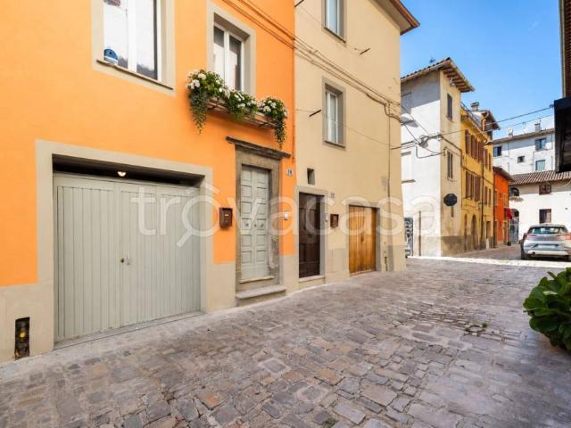 Villa Indipendente in affitto a San Leo Bastia, Umbria