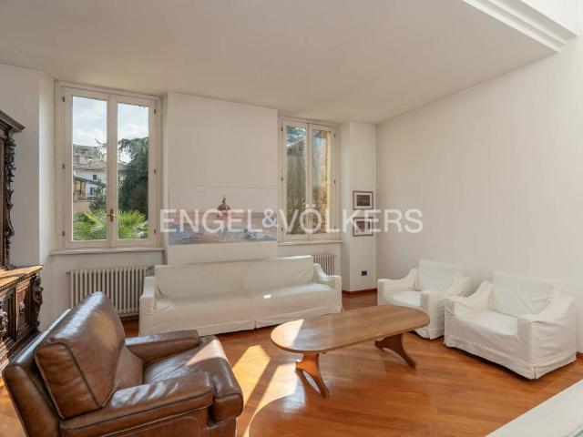Villa Indipendente in affitto a San Giuliano, Como