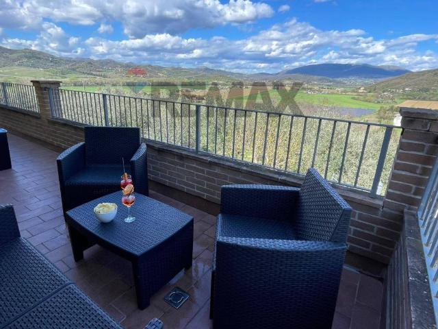 Villa Indipendente in affitto a Corciano, Umbria