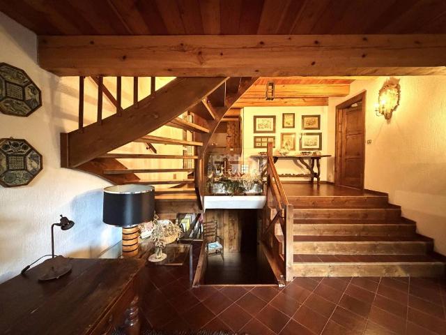 Villa Indipendente in affitto a La Villette, Courmayeur