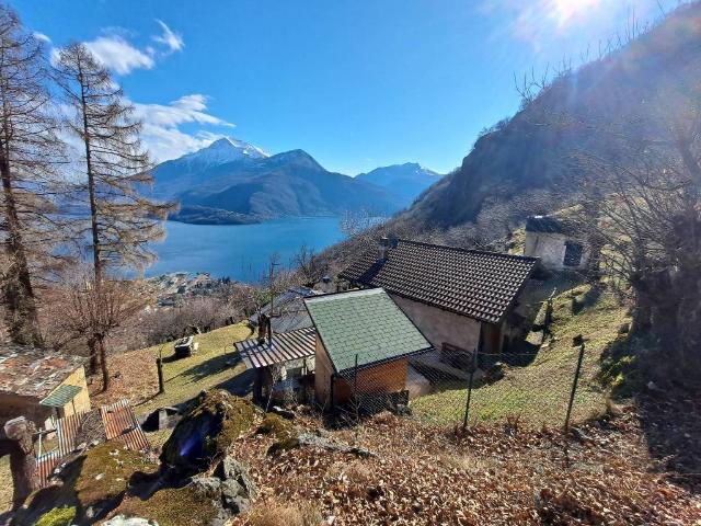 Villa Indipendente in affitto a Barbignano, Dongo