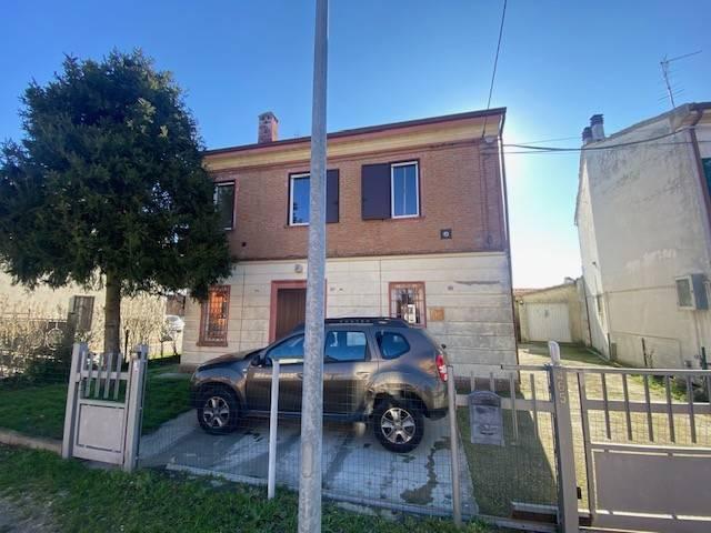 Villa Indipendente in affitto a Ferrara, Reggio Emilia