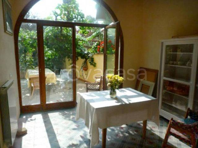 Villa Indipendente in affitto a Quartiere 5, Firenze