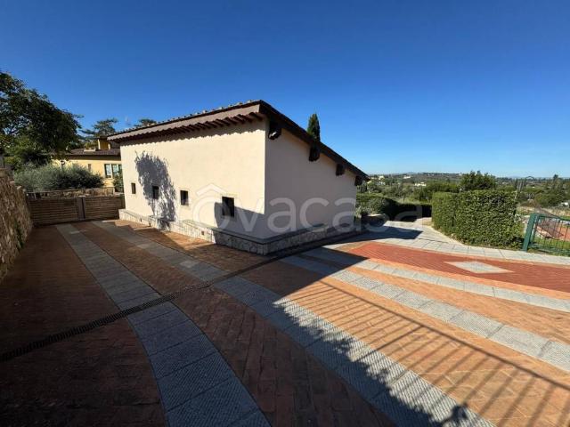 Villa Indipendente in affitto a Quartiere 3, Firenze