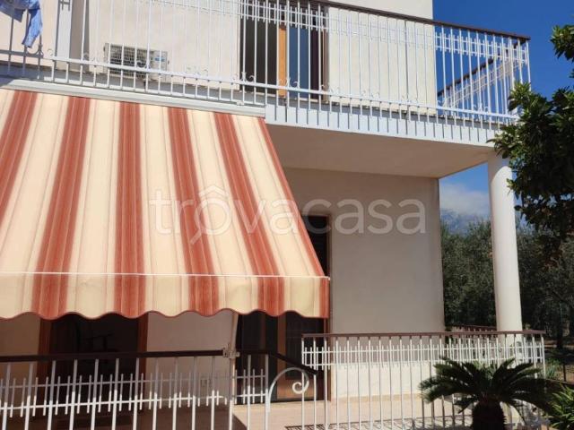 Villa Indipendente in affitto a Campello Sul Clitunno, Umbria