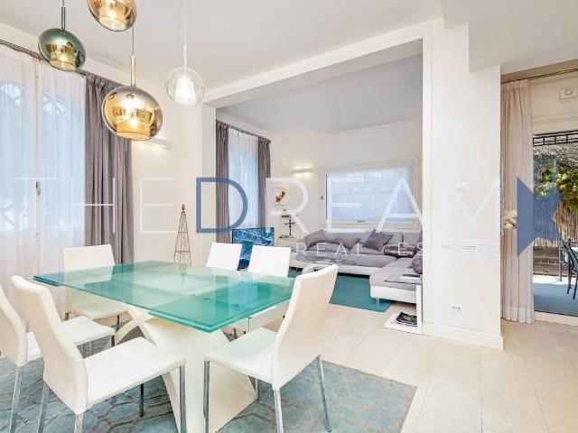 Villa Indipendente in affitto a Vittoria Apuana, Forte Dei Marmi