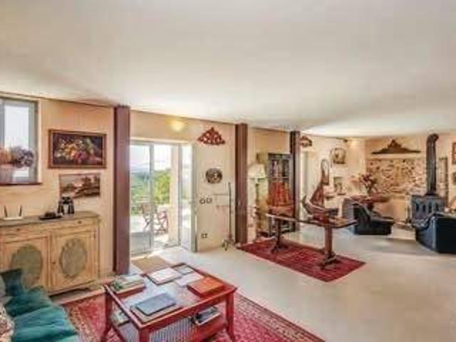 Villa Indipendente in affitto a Unione di comuni Montana Lunigiana, Fosdinovo