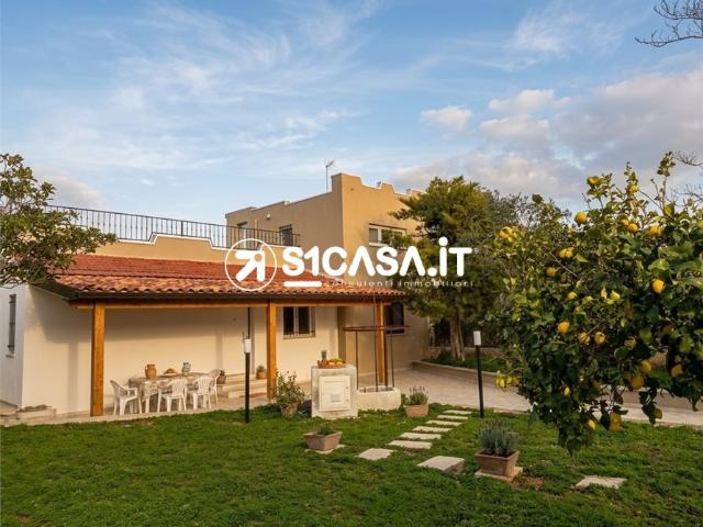 Villa Indipendente in affitto a Puglia, Lecce