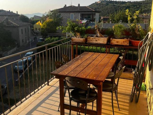 Villa Indipendente in affitto a Guardea, Umbria