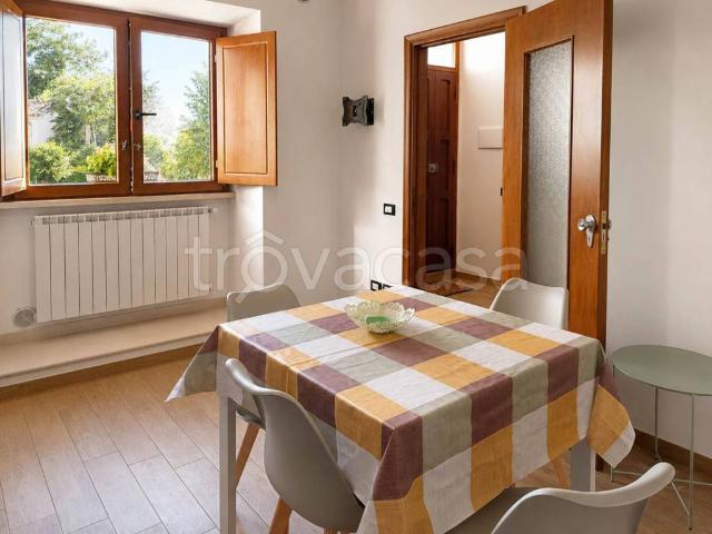 Villa Indipendente in affitto a Cansatessa, Tornimparte