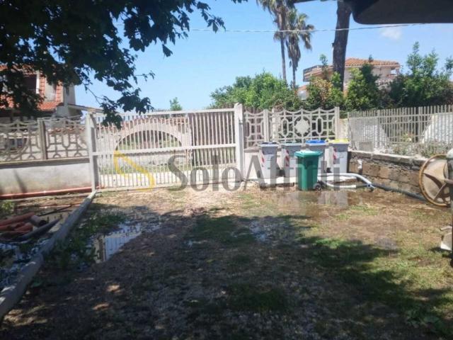 Villa Indipendente in affitto a Farneto, Latina