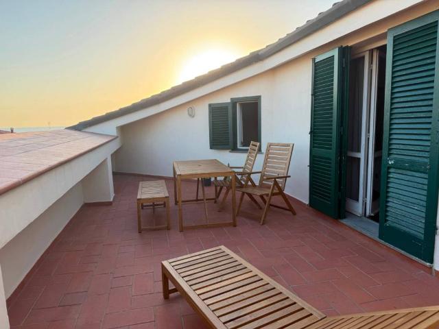 Villa Indipendente in affitto a Antignano, Livorno